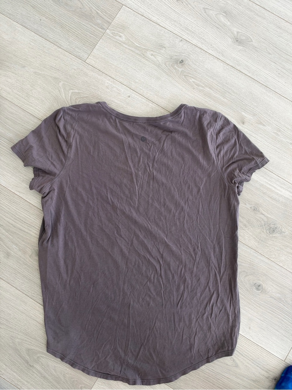 lululemon athletica Short Sleeve Tee - Mauve Brown